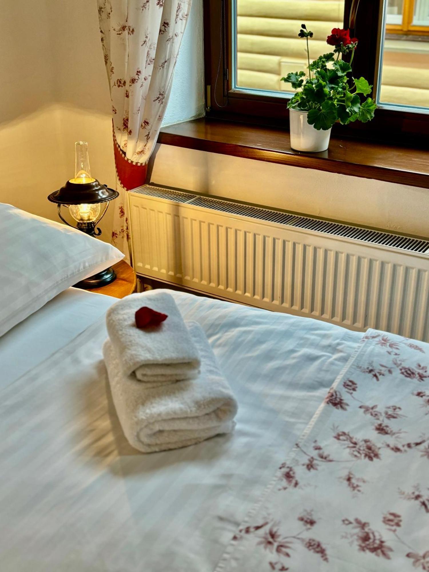 Penzion Pohadka Trebon Bagian luar foto